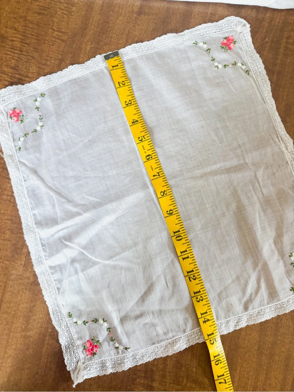 Embroidered Vintage White Floral Handkerchiefs - Set of 5